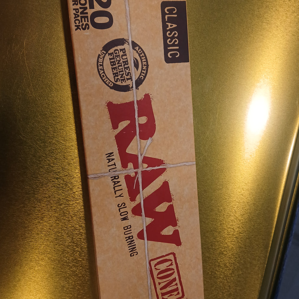 RAW CONE 20/12 PK CLASSIC KING SIZE