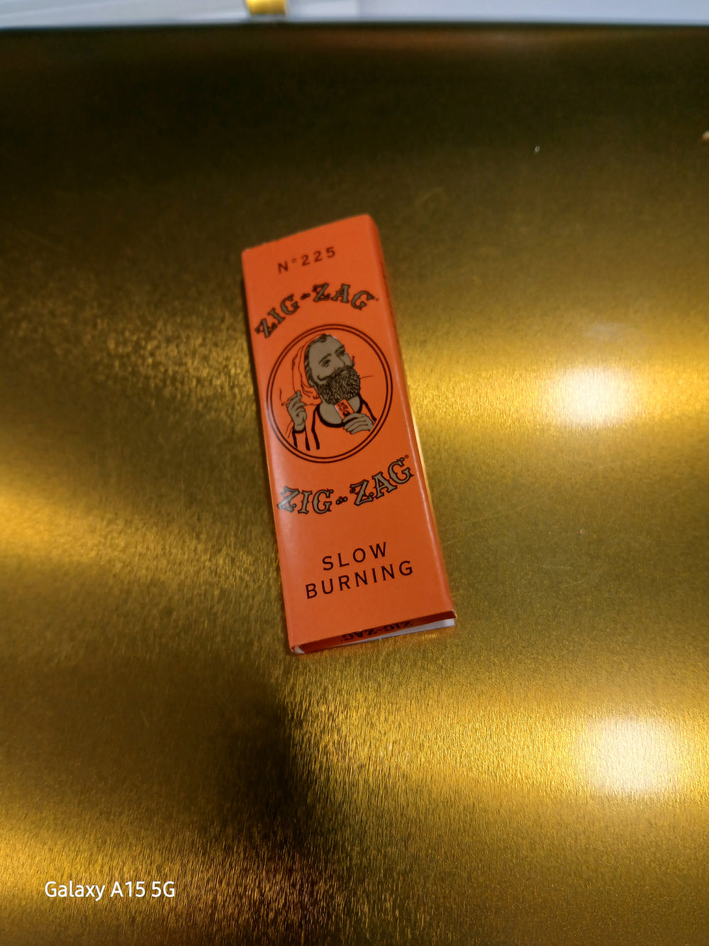 ZIG ZAG ULTRA THIN 1 1/4 24ct